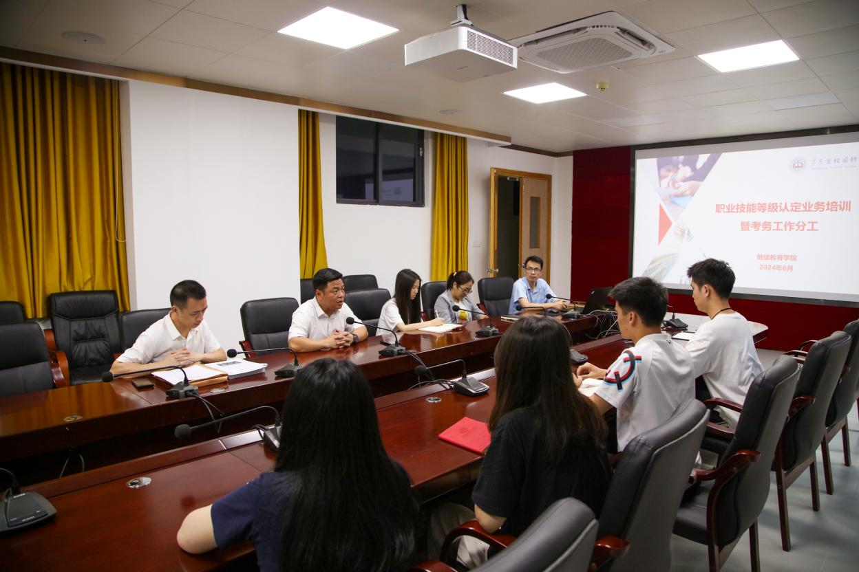 6530cc379cf3a47d60b0eca964da49e